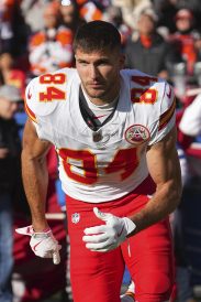 article image - Chiefs Broncos Football